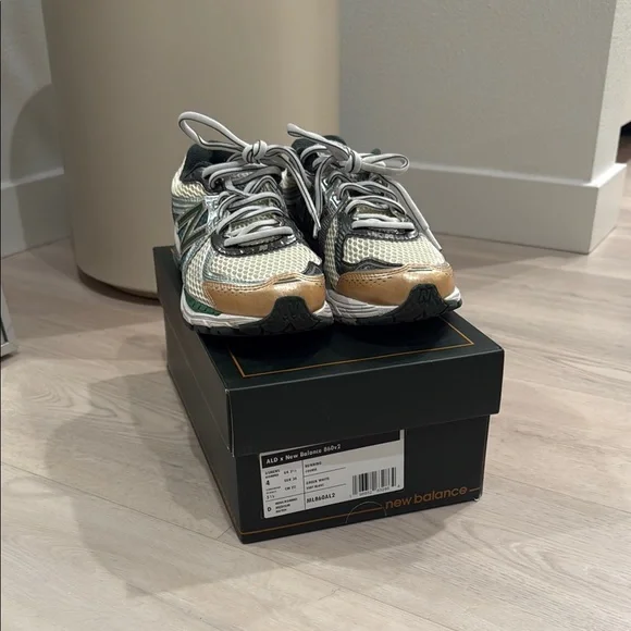 New Balance x ALD 860v2 - Picture 3 of 7